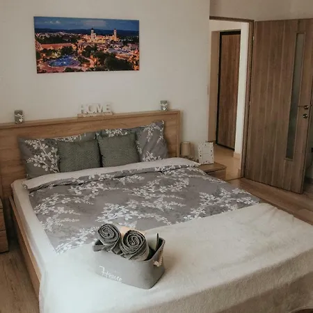 Apartament 1 Decembrie Gyulafehérvár